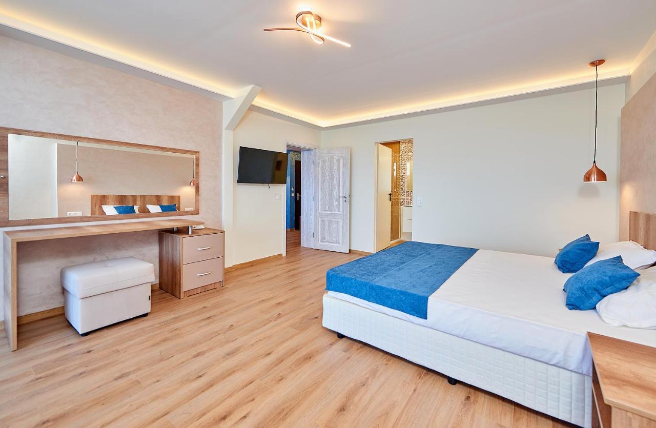 Family Hotel Regata Pomorie Exterior foto