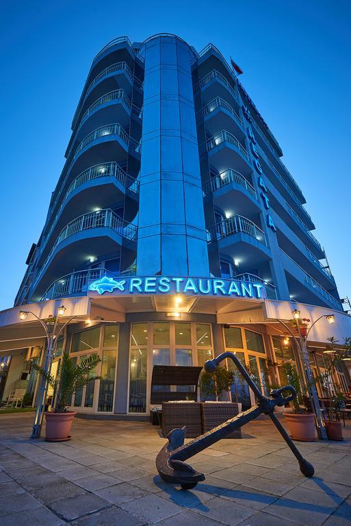 Family Hotel Regata Pomorie Exterior foto