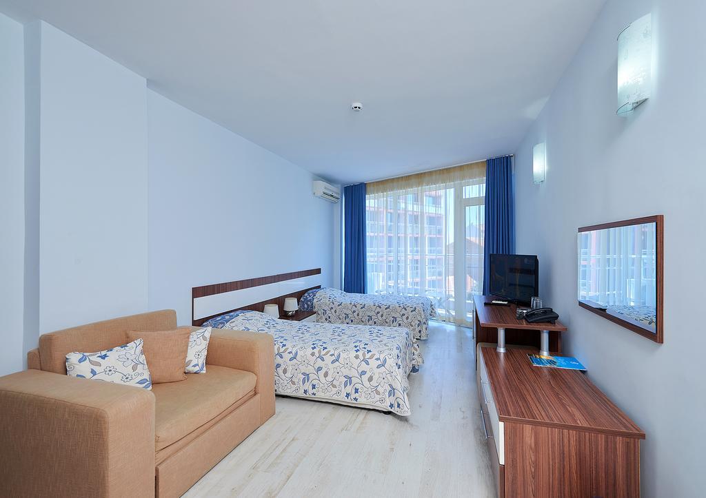 Family Hotel Regata Pomorie Exterior foto